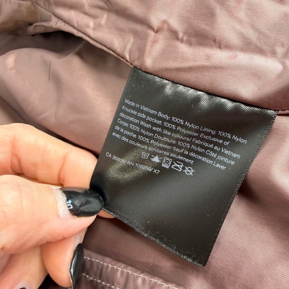 Lululemon Women's Hooded Glyde Rain Jacket size 4 Mauve Water Repellent Belted - Picture 3 of 15